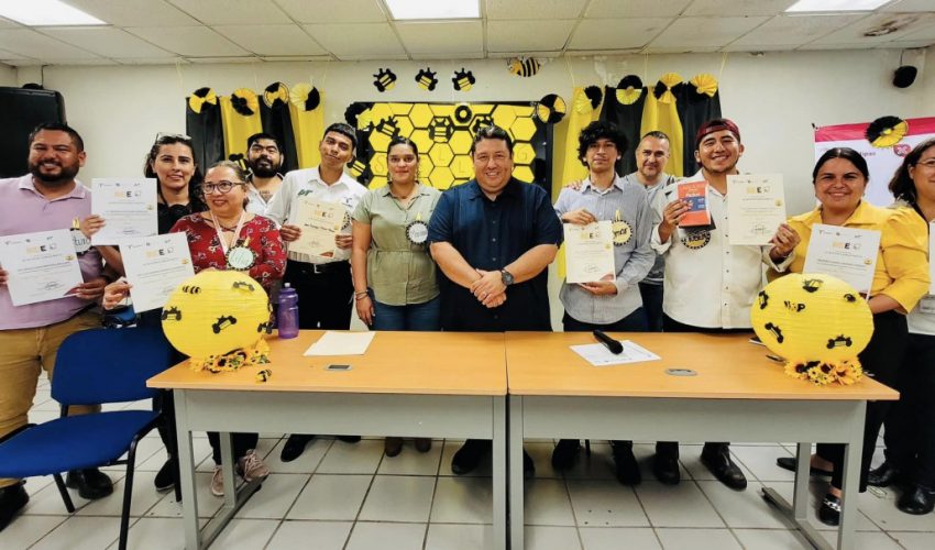 Concurso Interno de Spelling Bee para promover la excelencia ortográfica y la ampliación del vocabulario