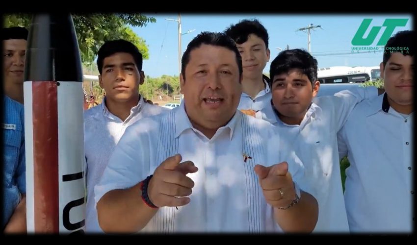 Estudiantes de la Carrera de Mecatrónica conversan sobre el Desarrollo de un prototipo para participar en el “Encuentro Mexicano de Ingeniería en Cohetería Experimental”