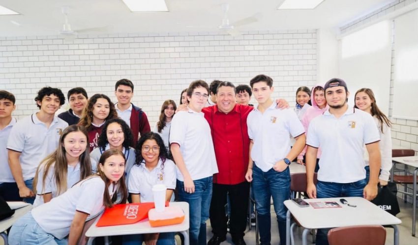 El Mtro. Juan Dionisio Cruz Guerrero visitó el Instituto Cultural Tampico