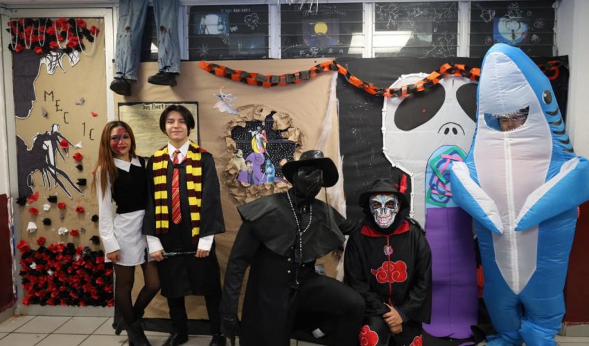 Vota por tu puerta favorita del Concurso “Temática de Halloween”