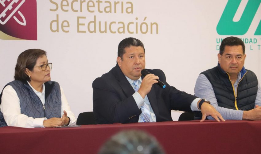 El Mtro. Juan Dionisio Cruz Guerrero sostuvo una reunión informativa con personal de esta universidad, relacionada al alcance y planeación de los proyectos de colaboración académica para el 2024 con la Florida State University.
