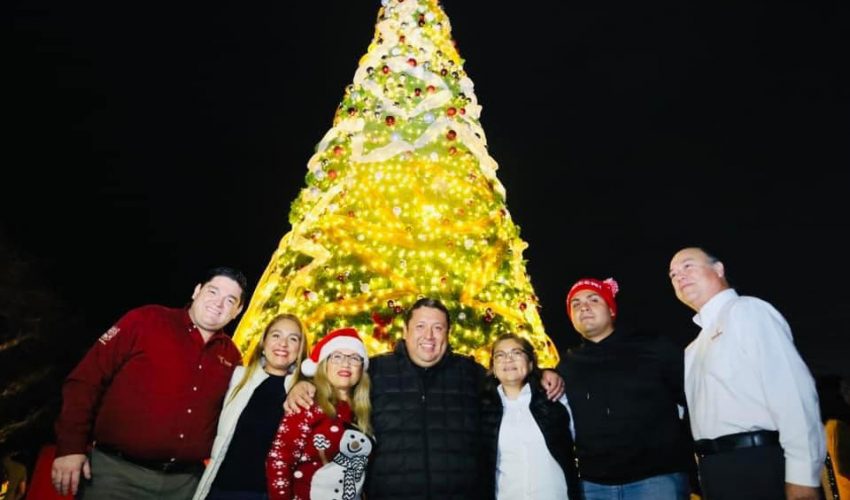 Realizamos con gran éxito el Encendido del Pino y el Concierto Navideño UT Altamira 2023 con la participación de la Orquesta y Coro del Colegio de San Juan Siglo XXI Escuela Superior de Musica