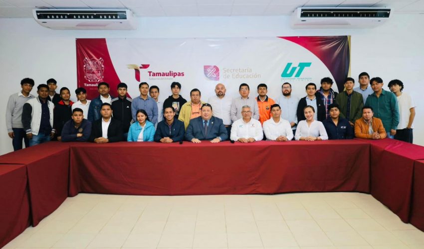 El Mtro. Juan Dionisio Cruz Guerrero se reunió con maestros, alumnas y alumnos de la Carrera de Mantenimiento Área Soldadura