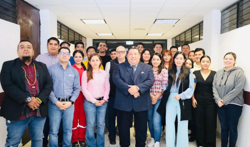 En un momento histórico para la Universidad Tecnológica de Altamira, el pasado 08 de Enero del presente año, nuestro rector, el Mtro. Juan Dionisio Cruz Guerrero oficialmente dio inicio a las clases de las Maestrías de Gestión del Mantenimiento 4.0 y Logística y Negocios Sustentables