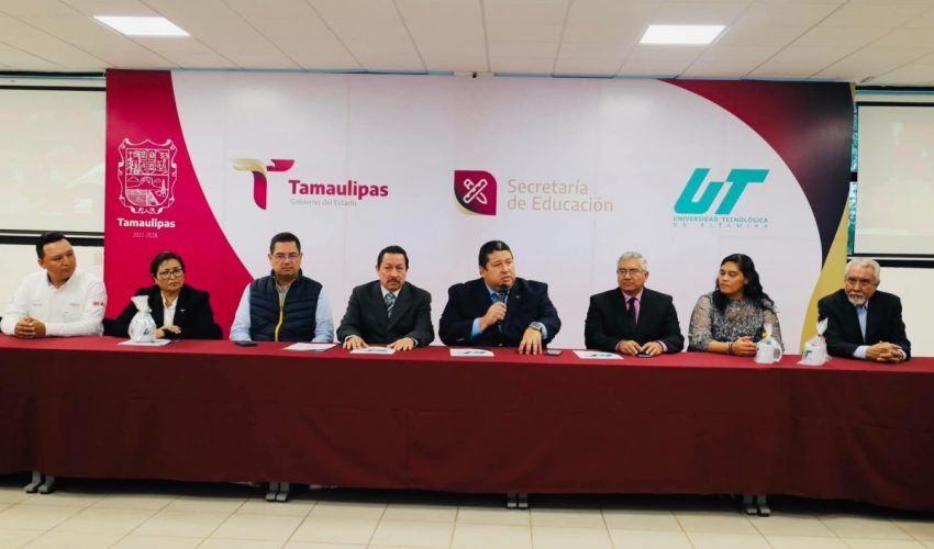 Se realiza un ejercicio de Análisis de la Situación del Trabajo para revisar los programas academicos