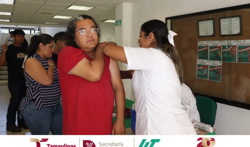 El pasado Lunes 28 de octubre, cerramos las jornadas de vacunación en la Universidad Tecnológica de Altamira con muy buenos resultados