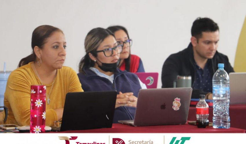 Profesores de la Dirección de Negocios y Logística concluyeron con éxito el curso de capacitación «Métricas de evaluación del nuevo modelo educativo»