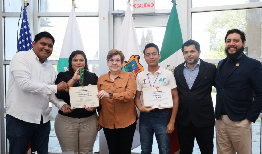 Los estudiantes del Programa Educativo de Mecatrónica: Víctor Eduardo Acosta Villalón, Luis Jerónimo Loera Moreno, Rubén Alexander Rodríguez Muñoz, obtuvieron la medalla de plata en el concurso de INFOMATRIX Golfo Norte
