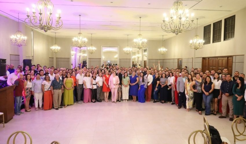 La UTALT festeja el Día de la Maestra y del Maestro