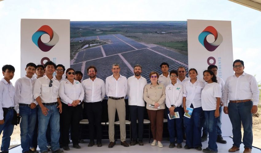 Este 2 de junio, la Universidad Tecnológica de Altamira participó en la ceremonia de instalación de la torre de medición solar, paso inicial para el desarrollo del primer parque fotovoltaico en Altamira, Tamaulipas