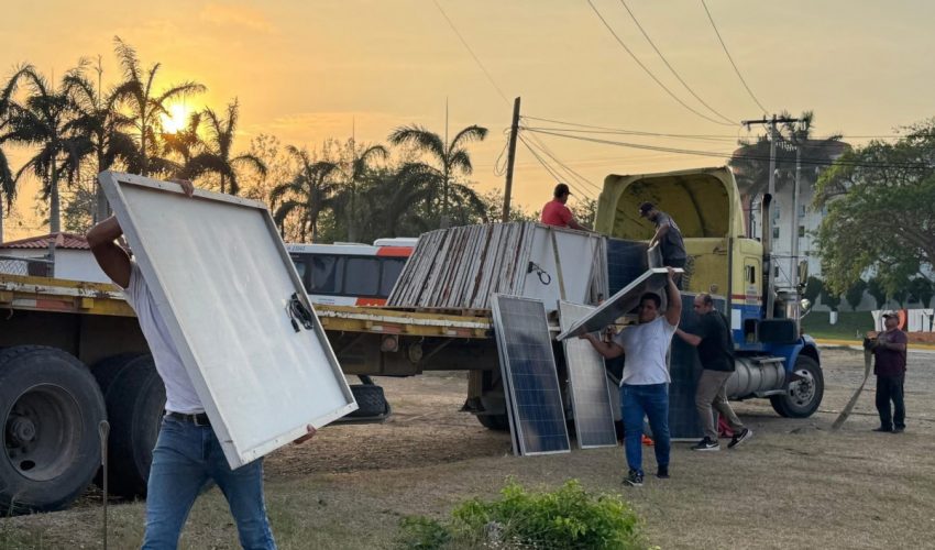 La Universidad Tecnológica de Altamira expresa su más sincero agradecimiento al FIDE por la donación de 100 paneles fotovoltaicos