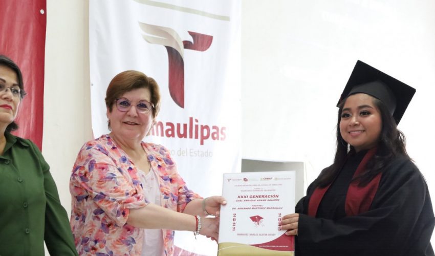 ¡Felicidades, Generación XXXI del COBAT 13!