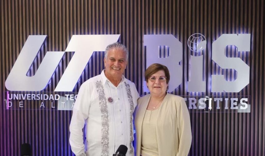 Secretario de Salud de Tamaulipas reconoce a KID-IA en la UTALT