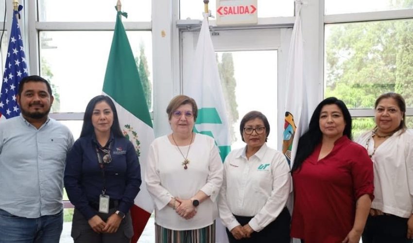 La Unidad Técnica de Asesoría y Muestreo de la Aduana de Altamira, a través de la Ing. Blanca Abigail Ruiz Lara, realizó la donación de sustancias químicas al Laboratorio de Química de la UTALT