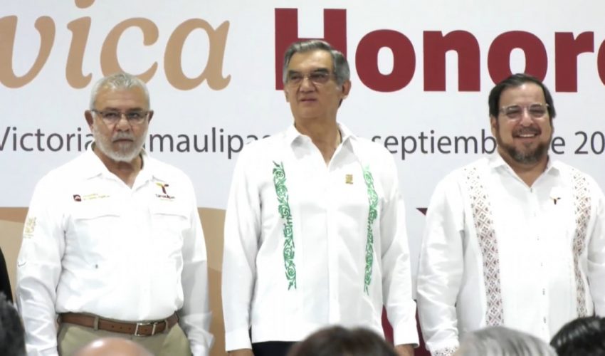 Ceremonia Cívica Honores a la Bandera e Inauguración de Gimnasio Ing. Américo Villarreal Guerra