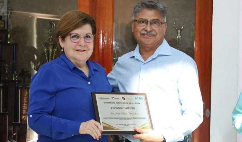 UTALT reconoce una trayectoria de compromiso y vocación