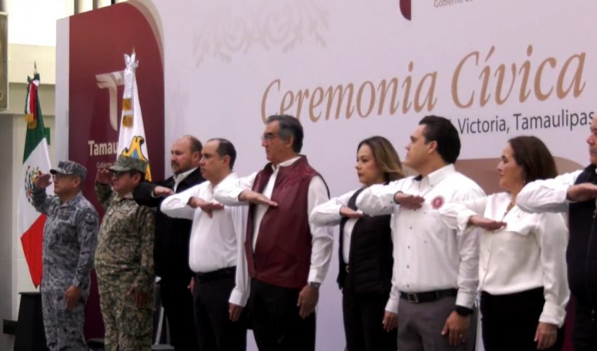 Ceremonia Cívica Honores a la Bandera