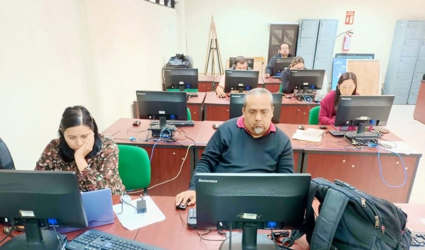 Fortalecer el inglés docente para una educación con visión global