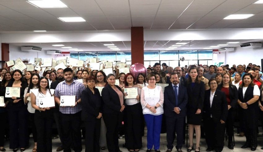 UTALT celebra la segunda entrega de títulos profesionales 2026